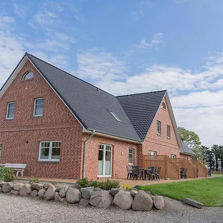 Bauernhof Kleingarn-Landhus Reihenhaus Nr 23 Prázdninový dům *