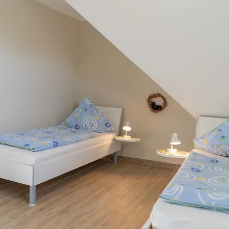 Bauernhof Kleingarn-Landhus Reihenhaus Nr 23 * Sulsdorf auf Fehmarn